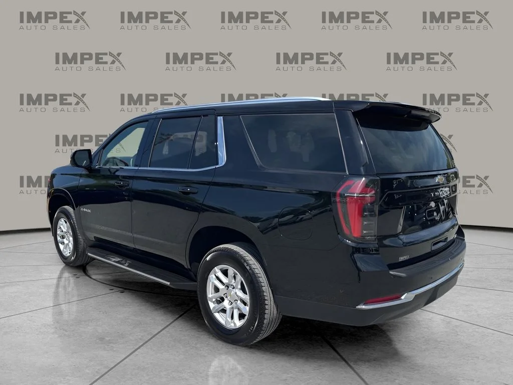 Used 2025 Black Chevrolet LT image 3