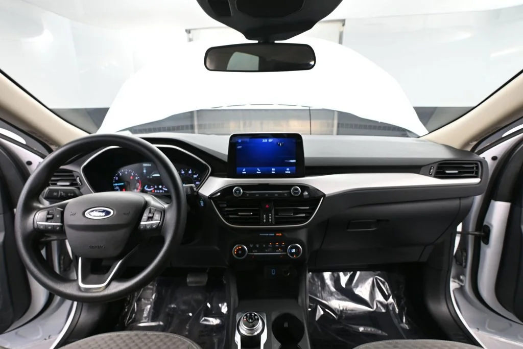 Used 2020 White Ford SE image 24