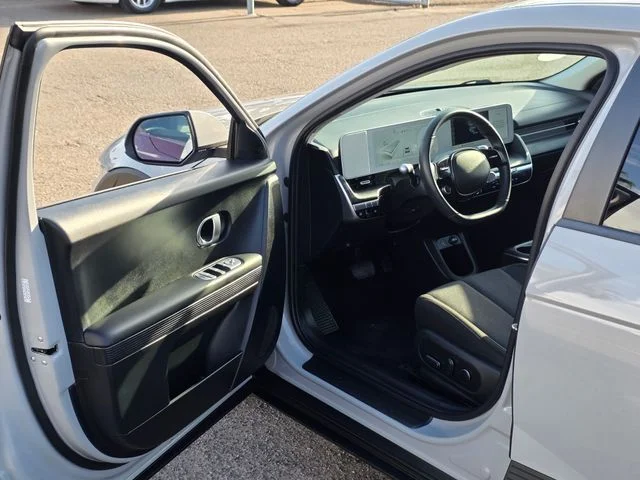 Used 2024 Gray Hyundai SE Standard Range image 36