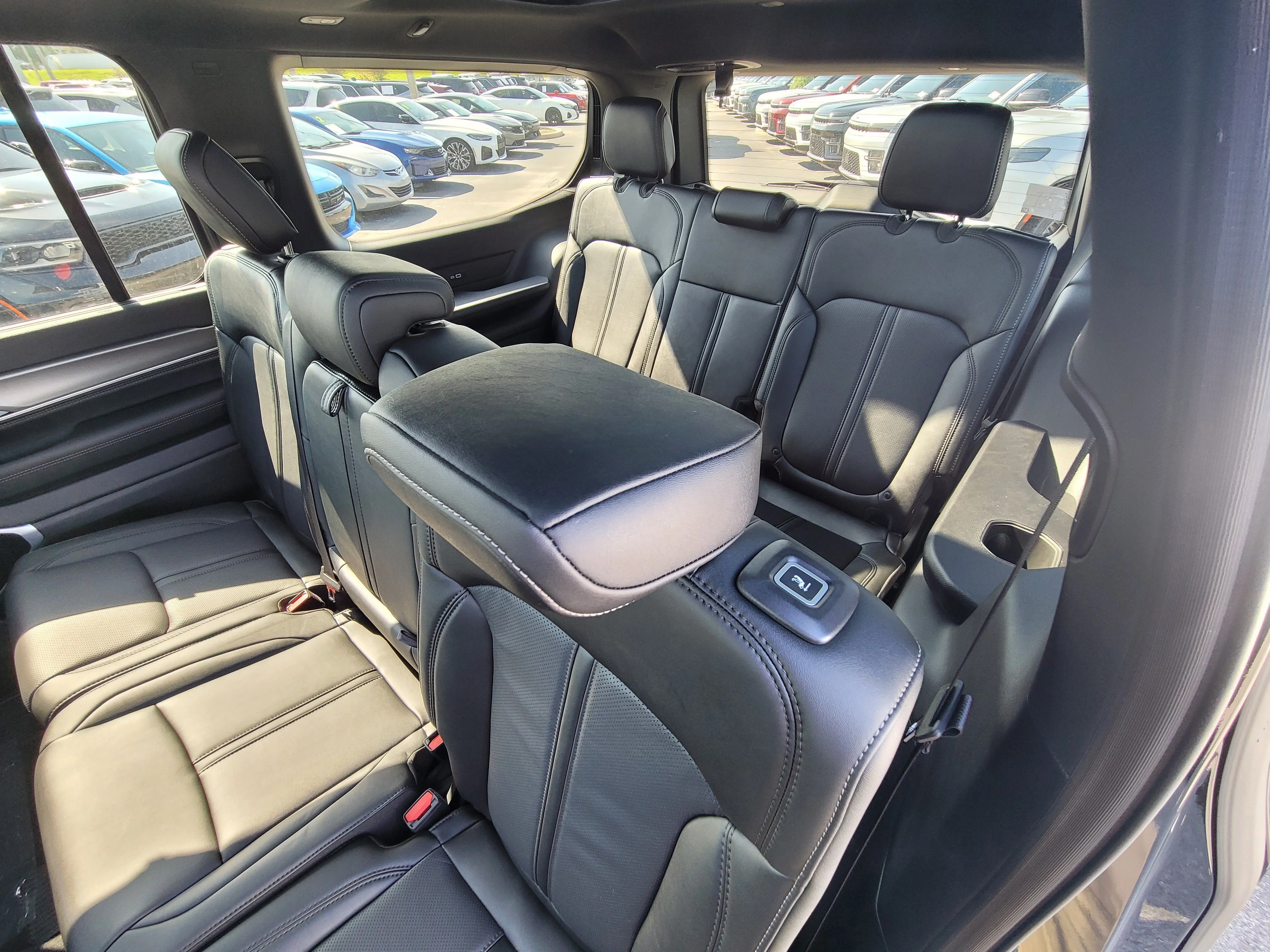 New 2026 High Gloss Black Jeep Limited Reserve image 11