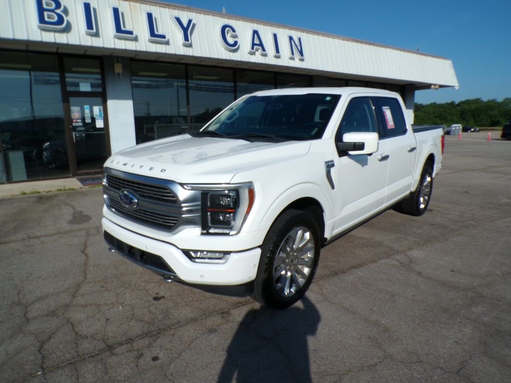 Used 2022 White Metallic Ford Limited image 3