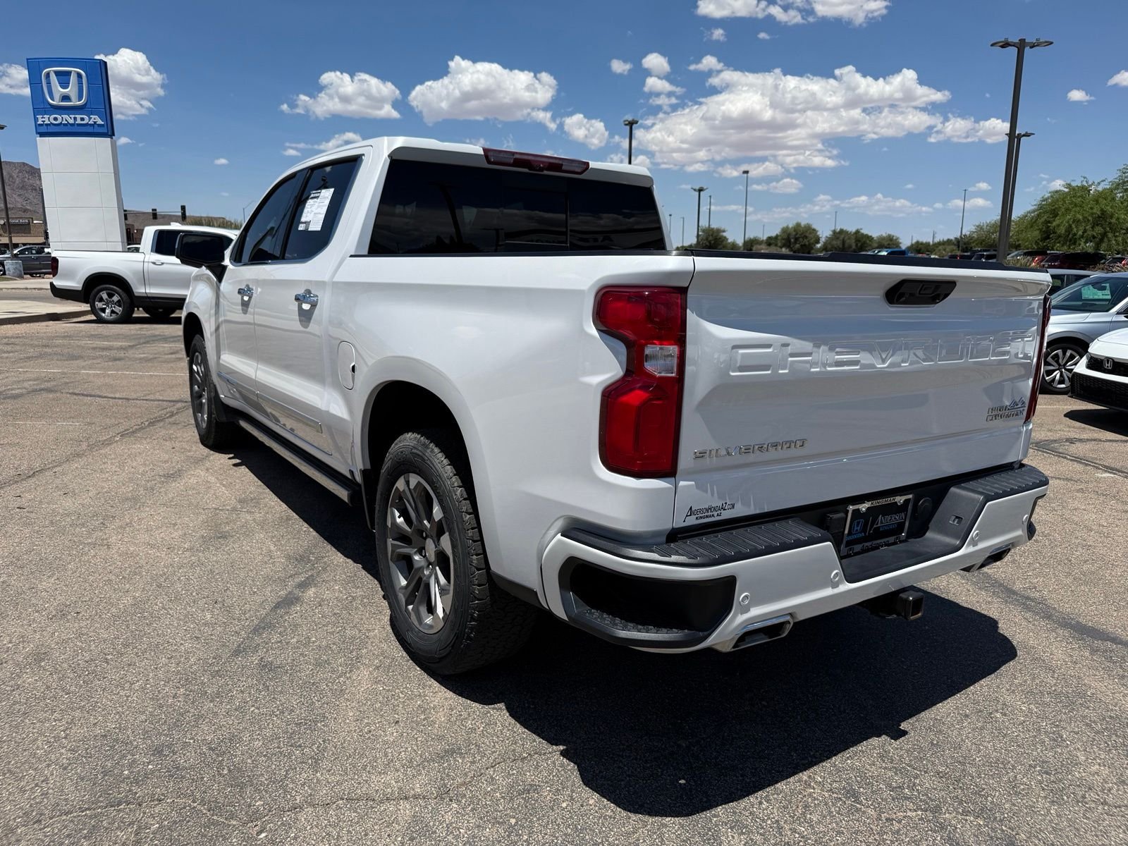 2023 Chevrolet Silverado 1500 High Country - Photo 11