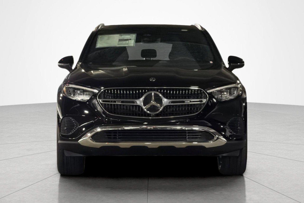 New 2026 Black Mercedes-Benz GLC 300 SUV image 8
