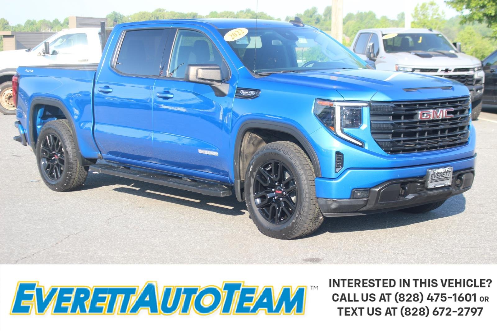 Used 2022 Dynamic Blue Metallic GMC Elevation image 1
