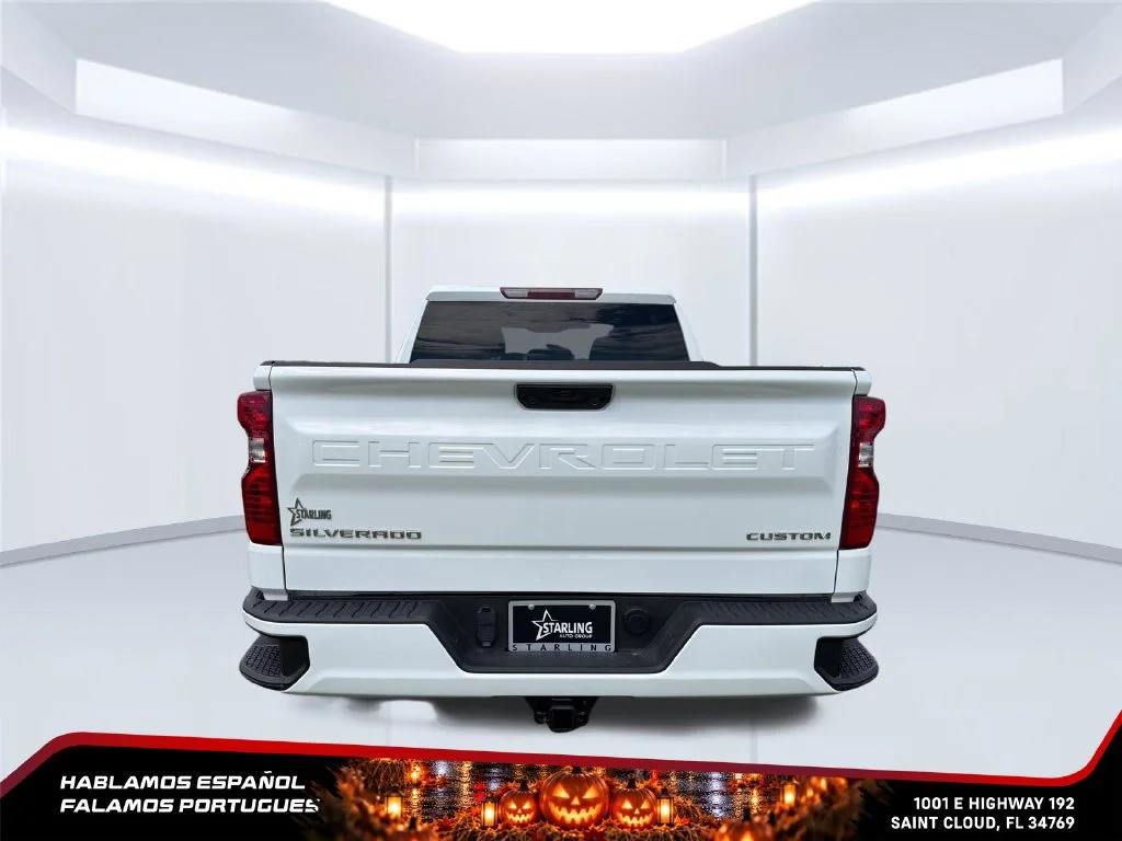 Used 2024 Summit White Chevrolet Custom image 4
