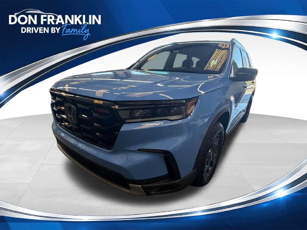 Used 2024 Blue Honda TrailSport image 1