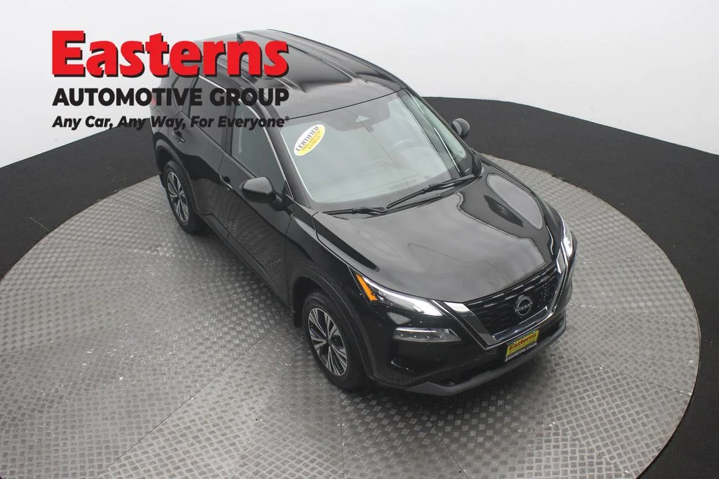 Used 2023 Black Nissan SV image 3