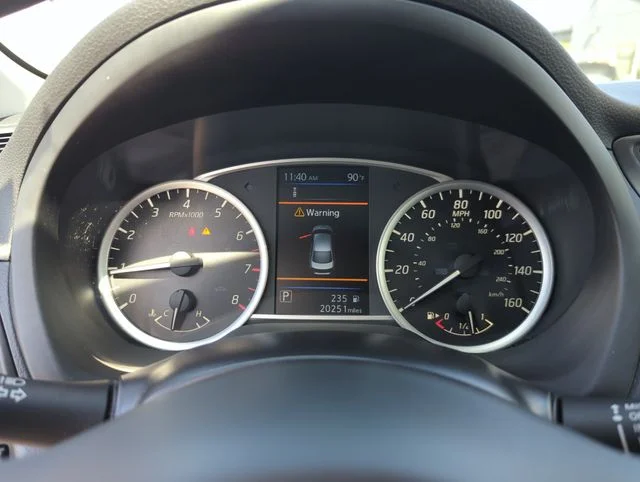 Used 2019 Gray Nissan S image 42