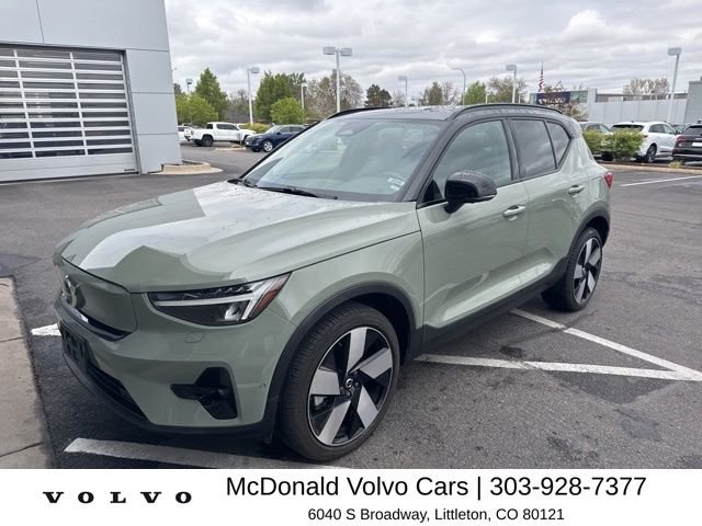 2023 Volvo XC40