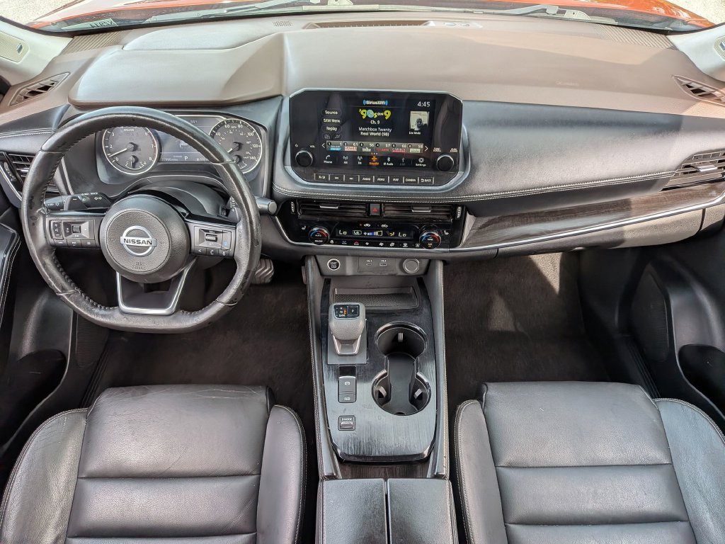 Used 2021 Orange Nissan SL image 28