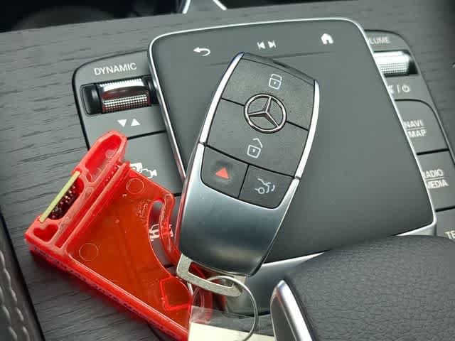 Used 2026 Cirrus Silver Metallic Mercedes-Benz GLS 450 image 36