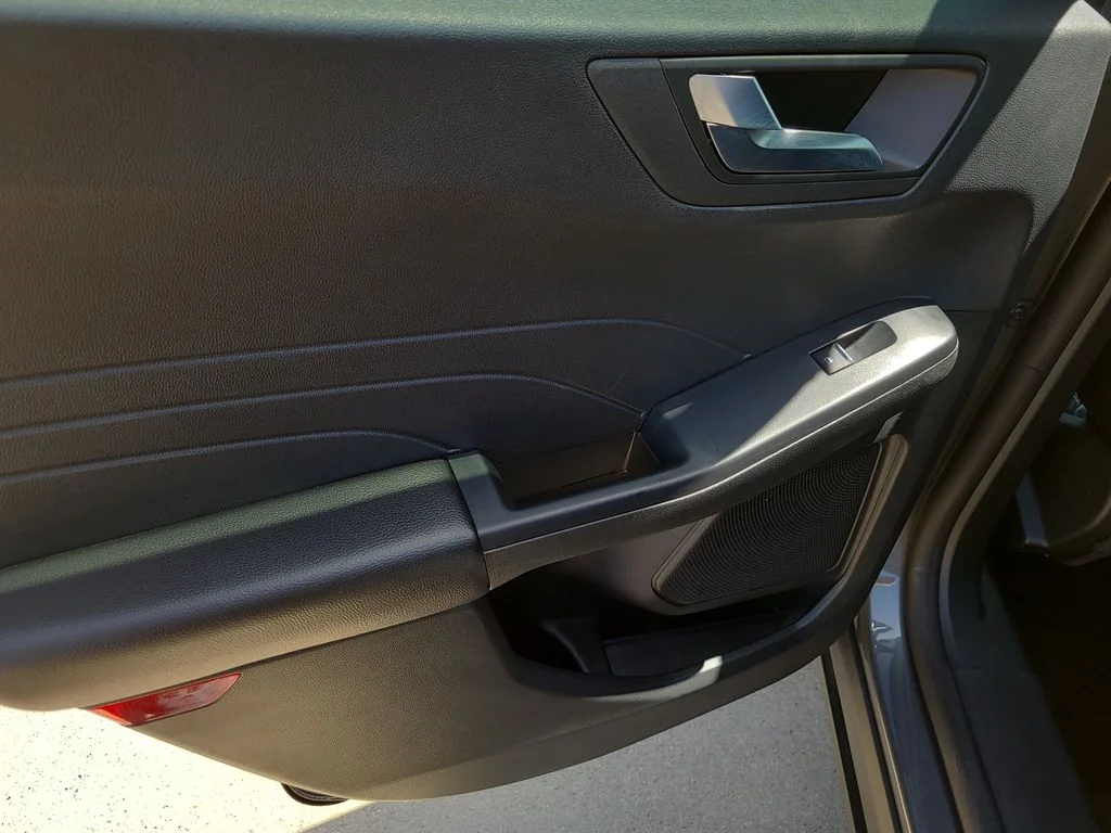 Used 2025 Gray Ford ST-Line image 14