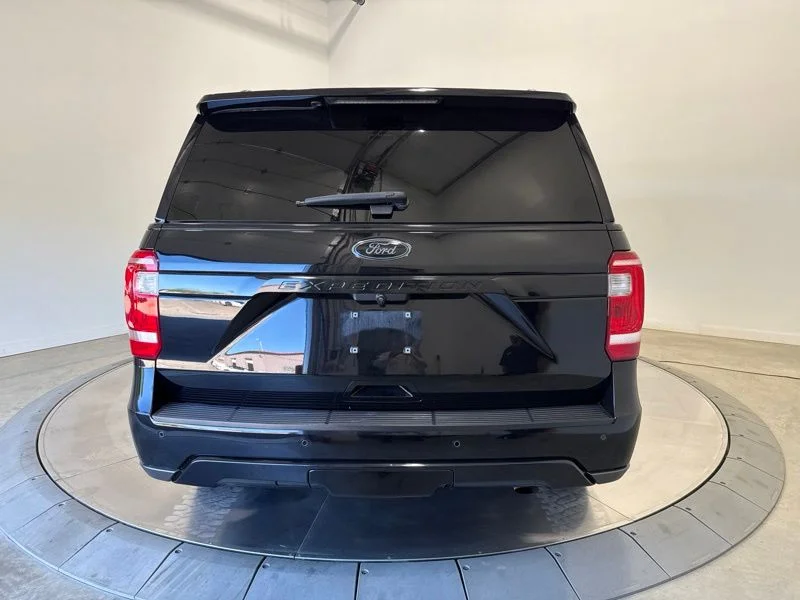 Used 2021 Black Ford XLT image 6