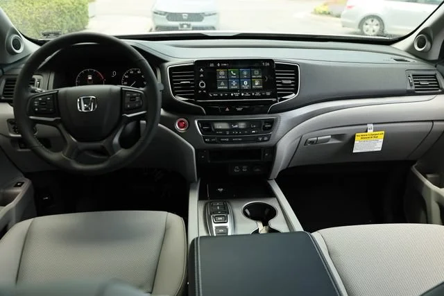 New 2026 Platinum White Pearl Honda RTL image 34