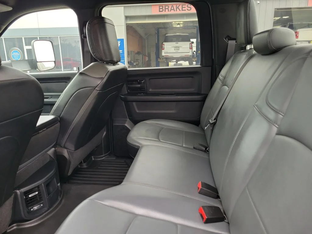 Used 2021 Silver Ram Tradesman image 29