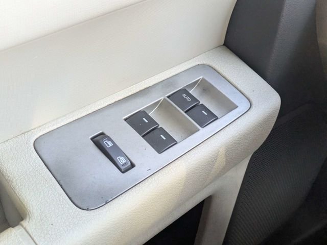 Used 2010 White Ford SE image 22