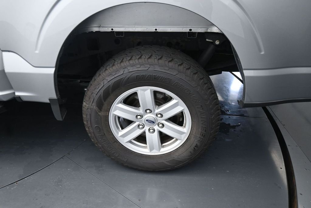 Used 2022 Silver Ford XLT image 14