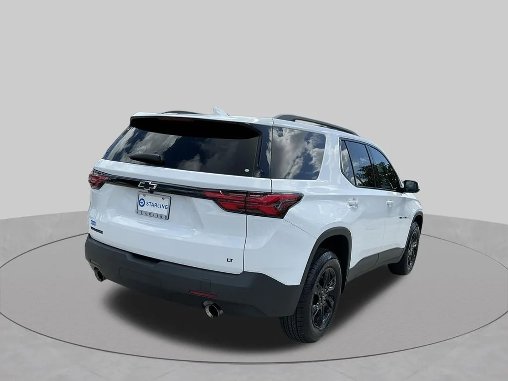 Used 2023 White Chevrolet LT image 9