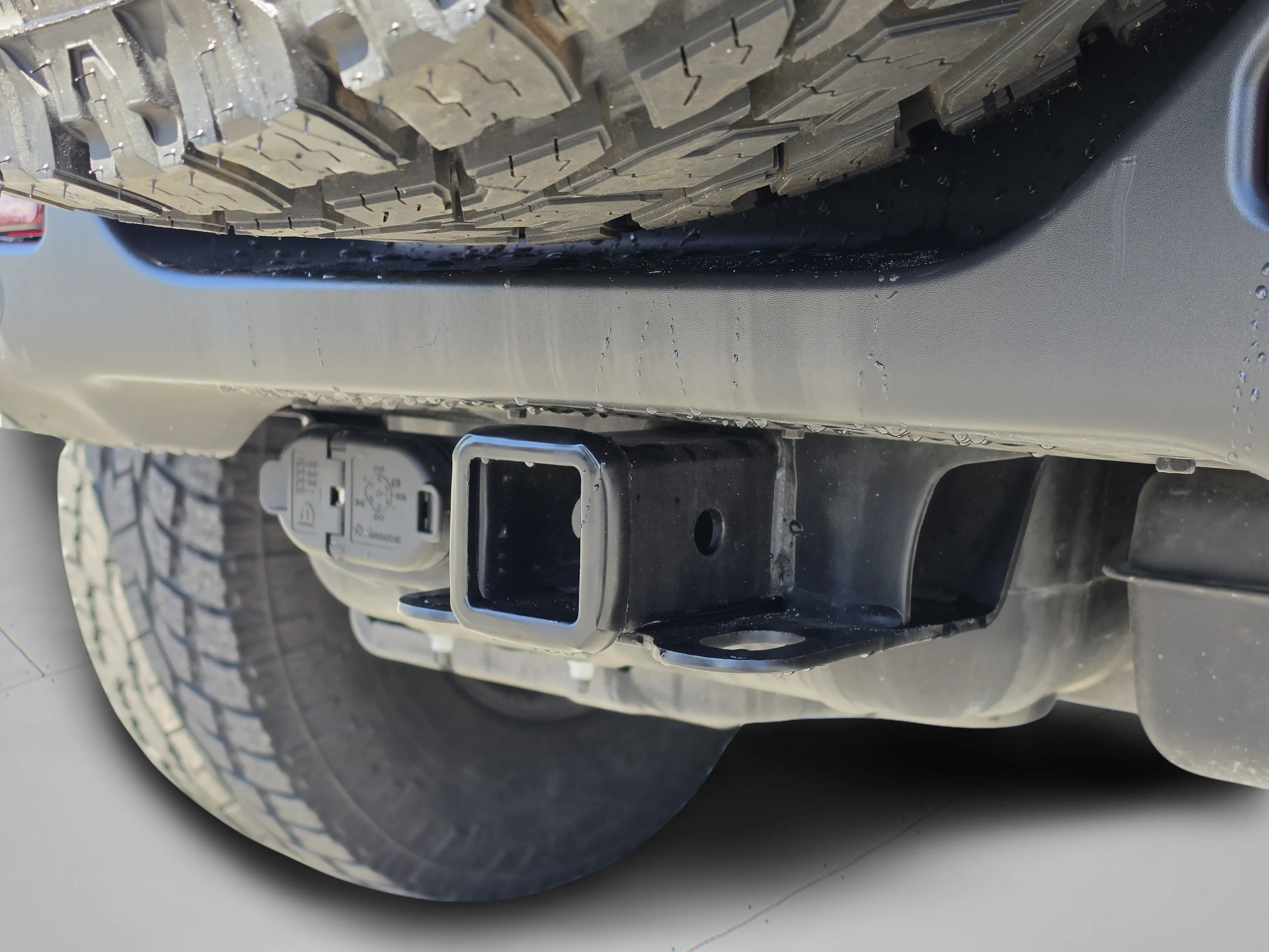 Used 2020 Sting-Gray Clearcoat Jeep Sport S image 17