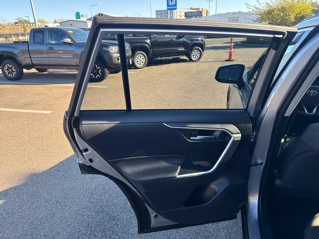 Used 2025 Silver Toyota XLE image 37