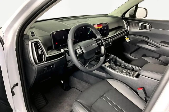 Used 2026 White Kia S image 8