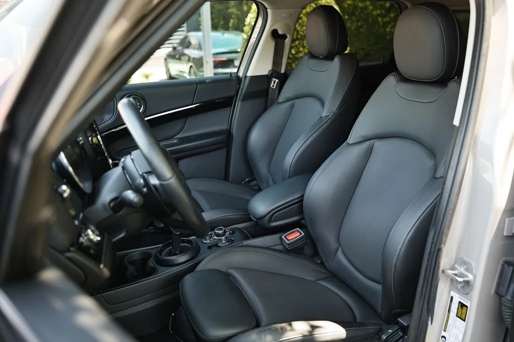 Used 2023 Rooftop Gray Metallic MINI Signature image 20