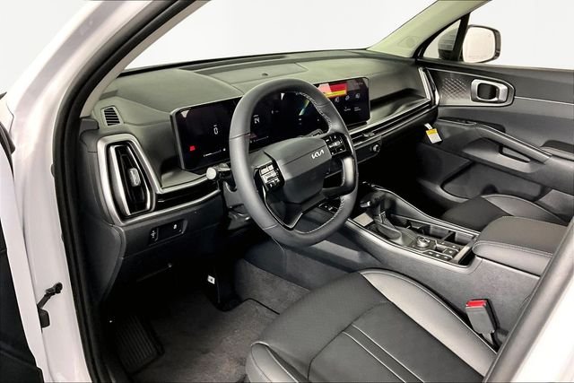 Used 2026 White Kia S image 8