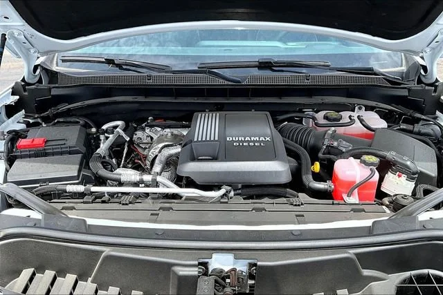 New 2026 Polar White Tricoat Chevrolet Premier image 12