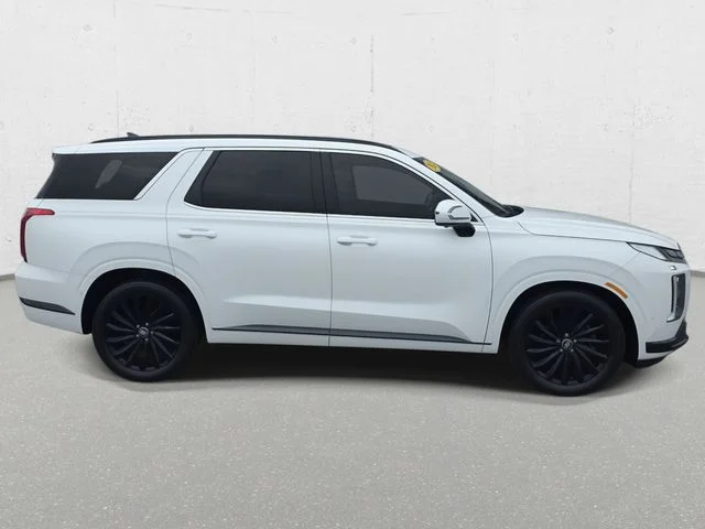 Used 2024 White Hyundai Calligraphy Night Edition image 4