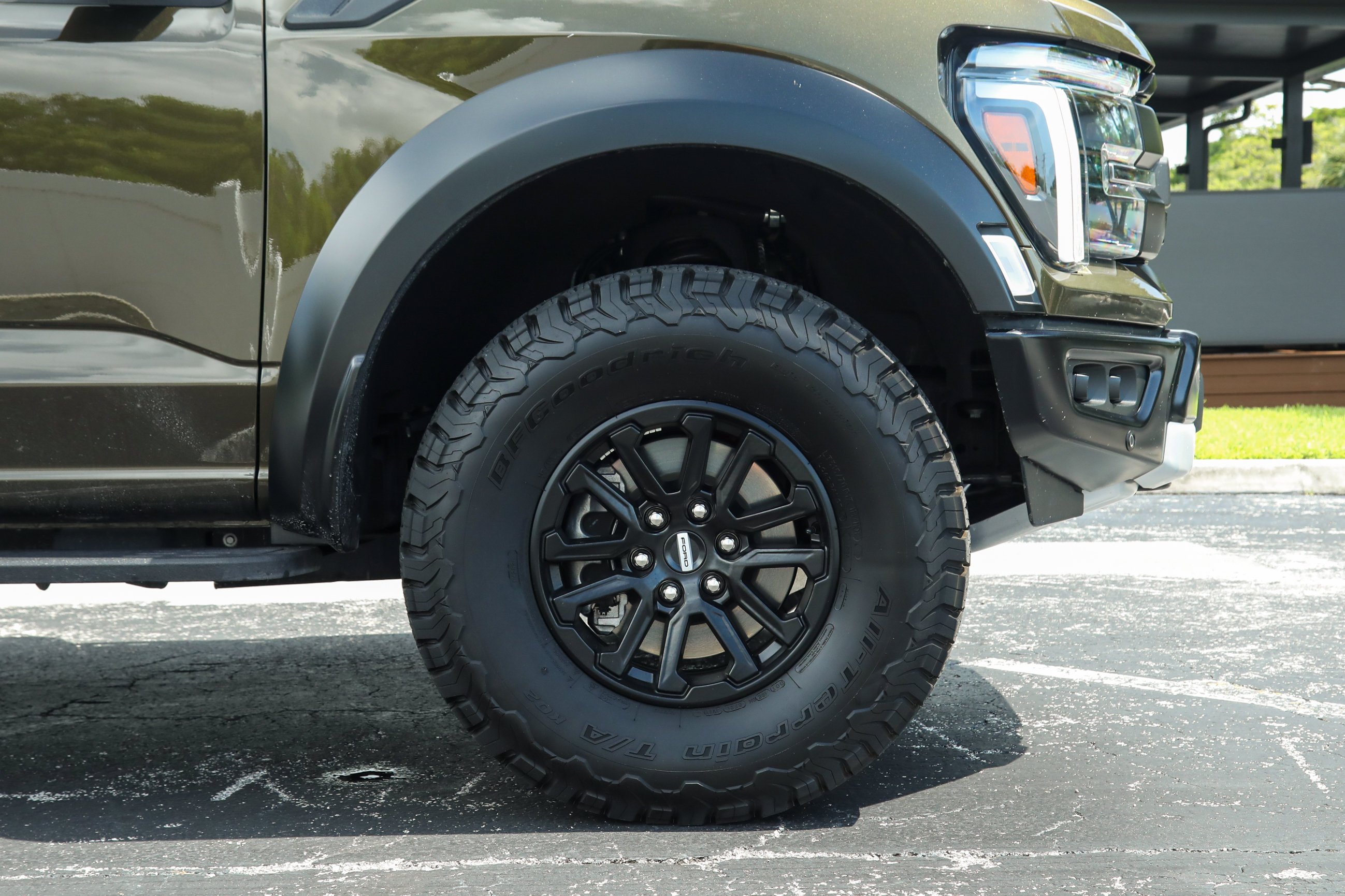 Used 2025 Green Ford Raptor image 42