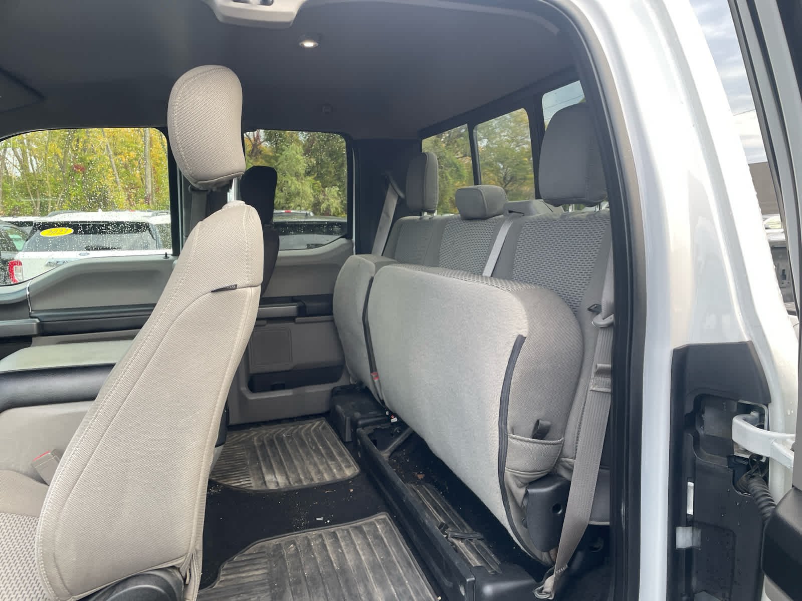 Used 2019 Oxford White Ford XLT image 8