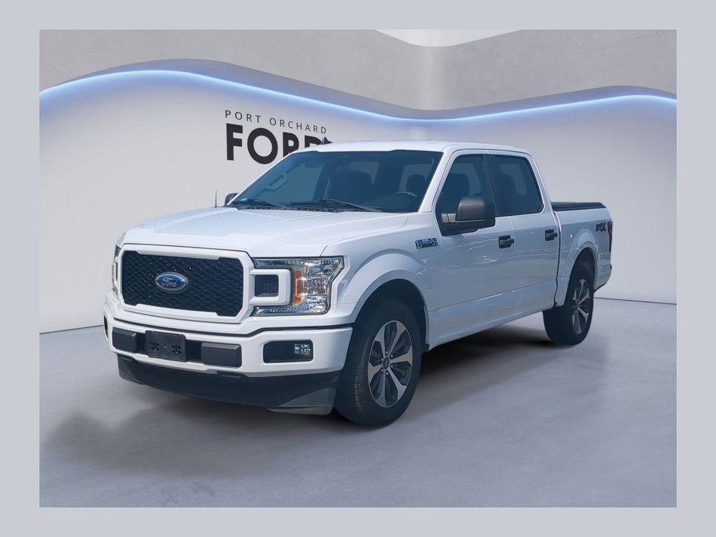 Used 2020 White Ford XL image 1