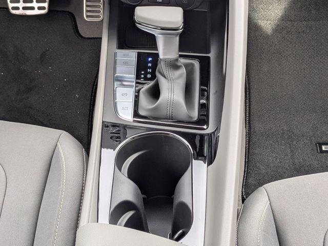 New 2026 White Hyundai SEL Sport Premium image 17