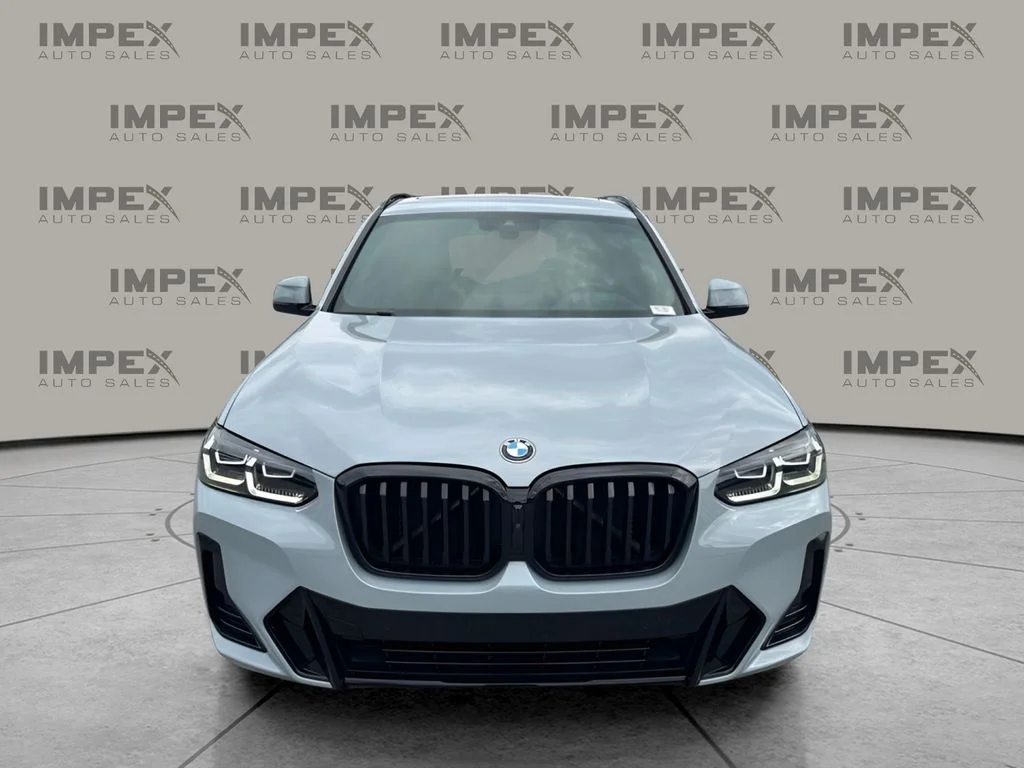 Used 2024 Gray BMW sDrive30i image 8