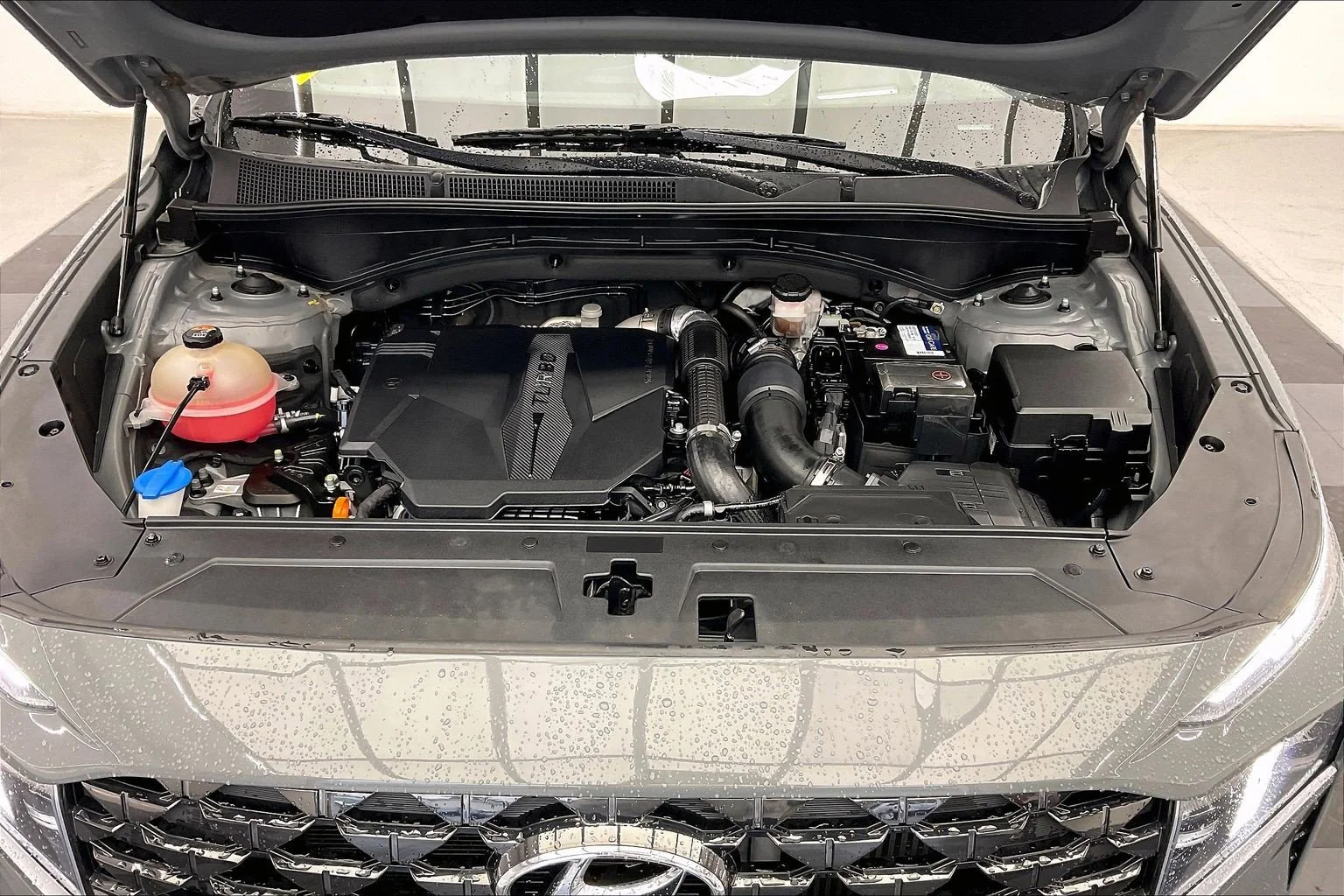 Used 2023 Hampton Gray Hyundai Calligraphy image 9