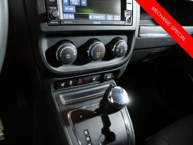 Used 2013 Gray Jeep Latitude image 17