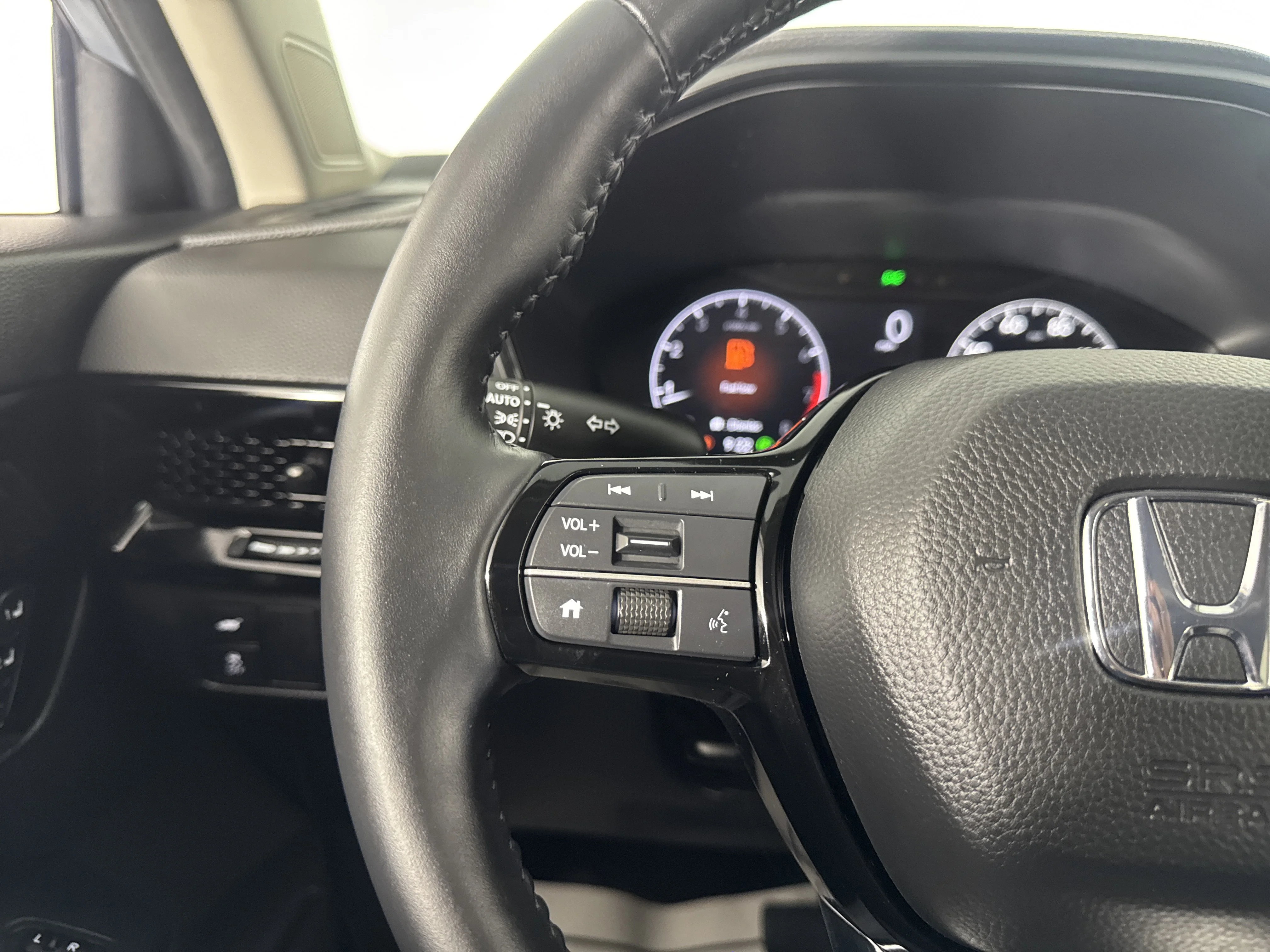 Certified Used 2024 Urban Gray Pearl Honda 1.5T 2WD EX-L image 24