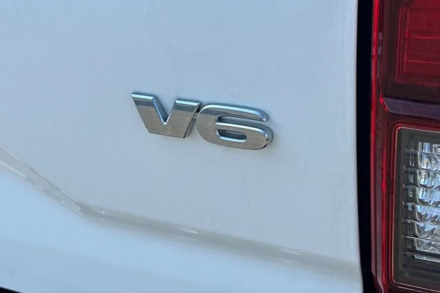 Used 2023 White Toyota SR5 image 31