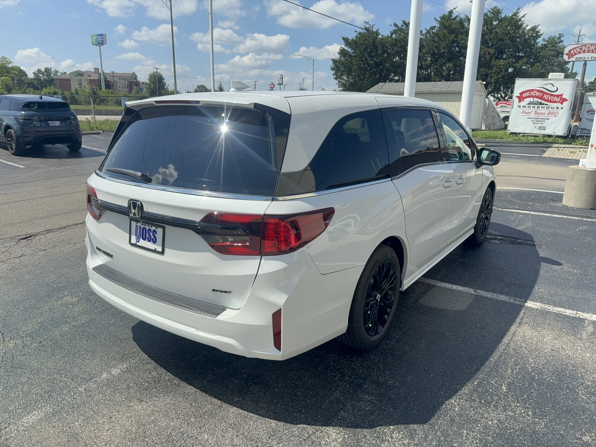New 2026 Platinum White Pearl Honda Sport-L image 5