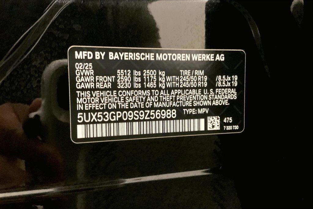 Used 2025 Black Sapphire Metallic BMW  image 31