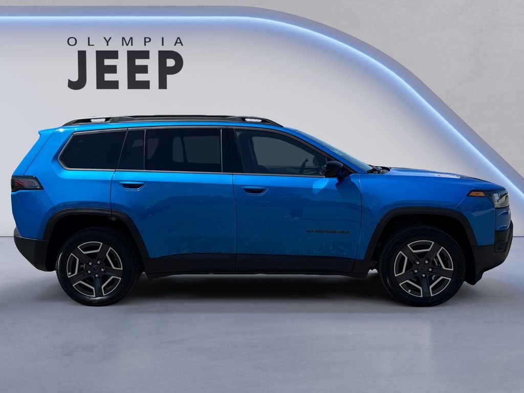 New 2026 Hydro Blue Pearl-Coat Exterior Paint Jeep Laredo image 6