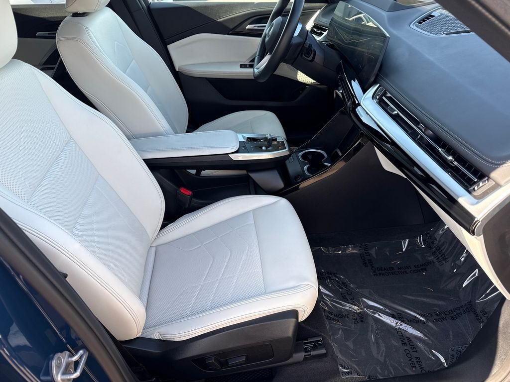 Used 2026 Night Dusk Blue Metallic BMW xDrive28i image 13