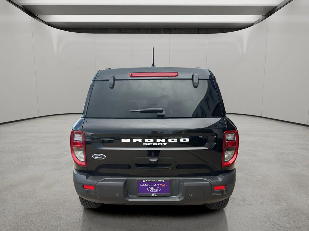 New 2025 Shadow Black Ford Big Bend® image 4