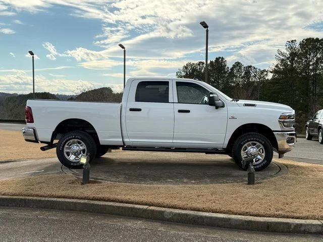 New 2026 Bright White Clear-Coat Exterior Paint RAM Tradesman image 8