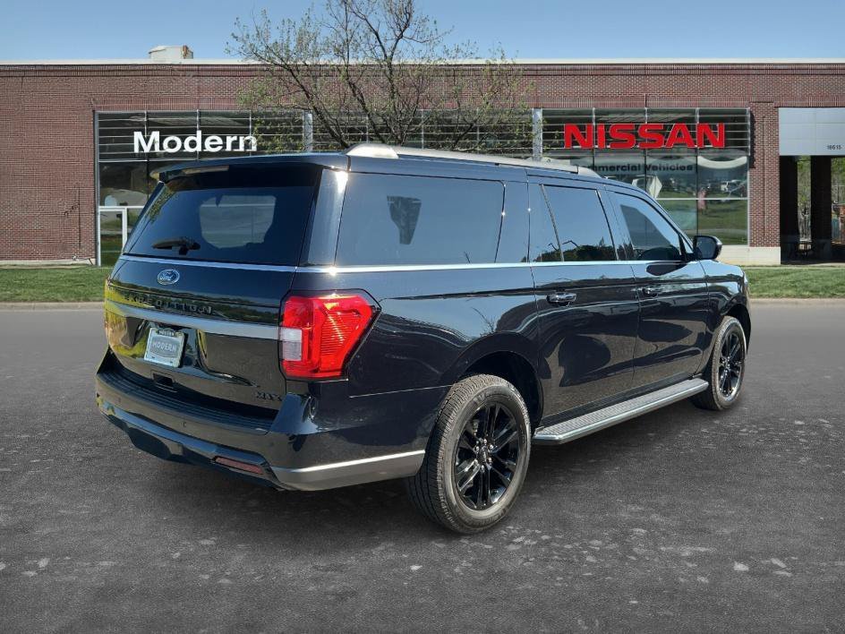 Used 2022 Black Metallic Ford XLT image 4