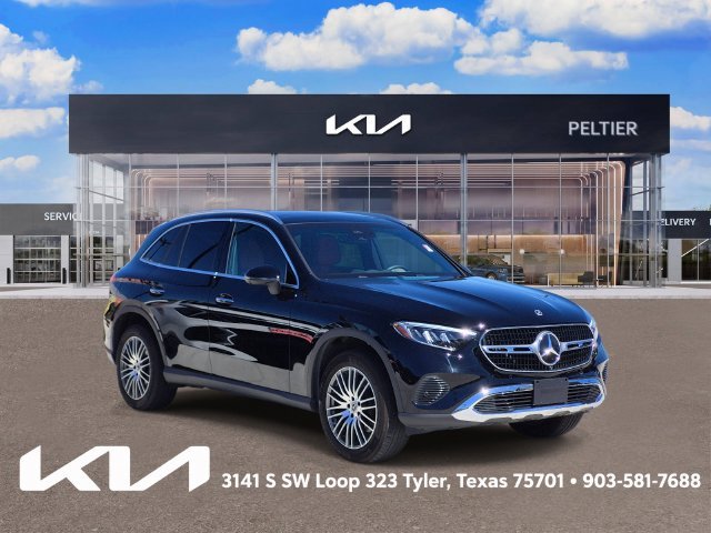 2025 Mercedes-Benz GLC Base