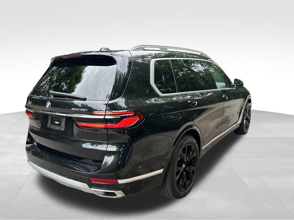 Used 2024 Black BMW xDrive40i image 5