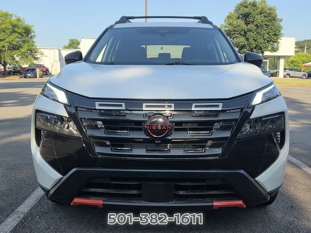 Used 2025 White Nissan Rock Creek image 8
