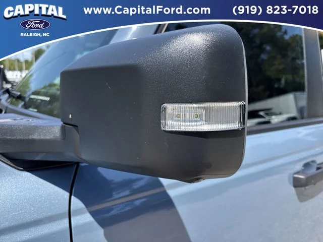 Used 2024 Gray Ford Wildtrak image 12