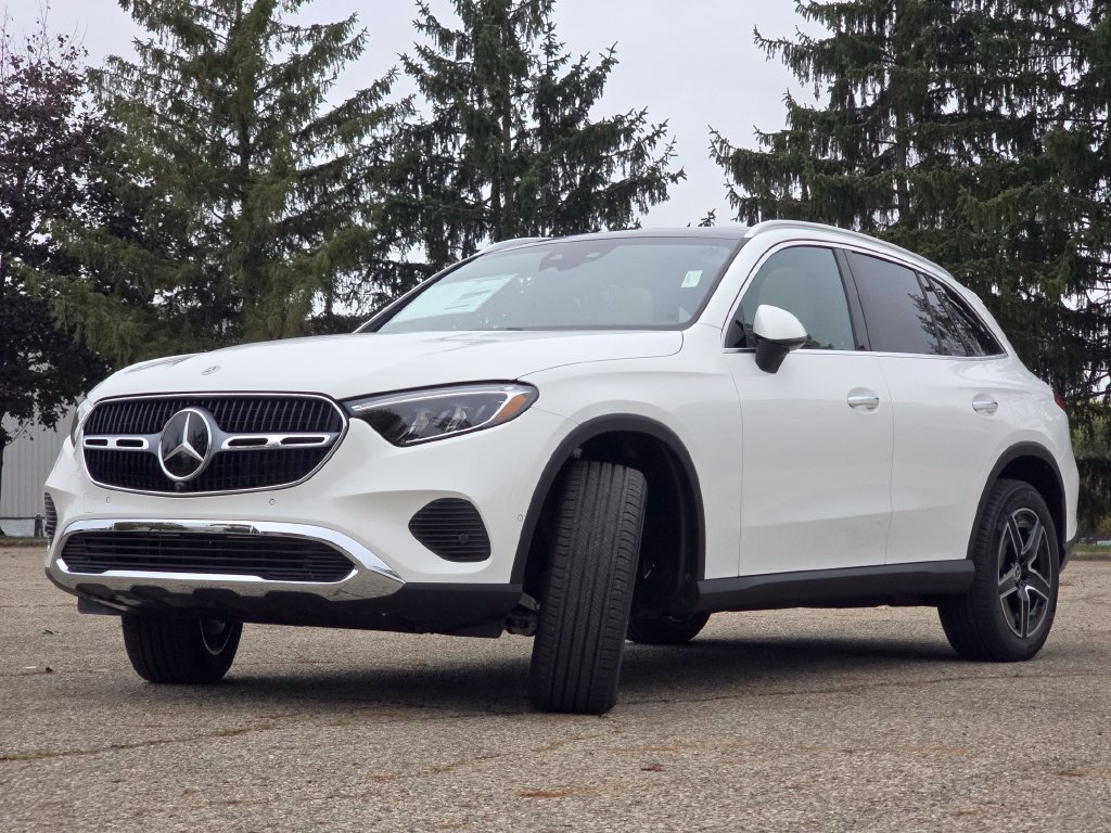 New 2027 Polar White Mercedes-Benz GLC 300 image 51